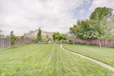 4602 Dane Court, New Palestine - 39