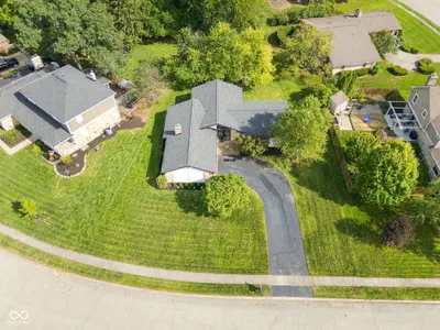 12825 Andover Drive, Carmel - 33