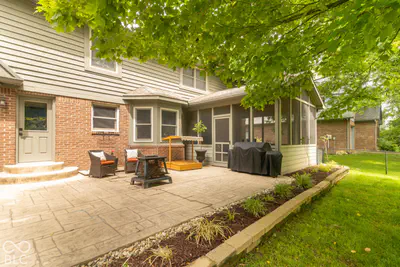 3805 Village Drive, New Palestine - 3
