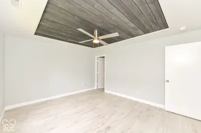 652 Meadows Edge Lane, Indianapolis - 18