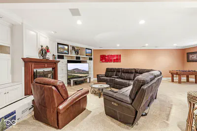 8813 Worthington Court, Indianapolis - 49