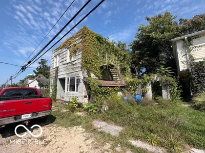 809 6th Street, Bedford - 3