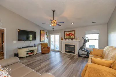 552 Nicole Boulevard, Avon - 3