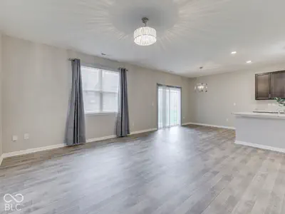 11204 N Sashing Way, Monrovia - 14