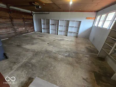 203 Walnut Street, Farmland - 8