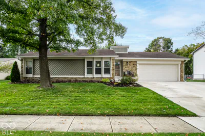 7901 Hampton Place, Fishers