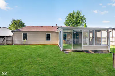 7449 Grandview Drive, Avon - 33