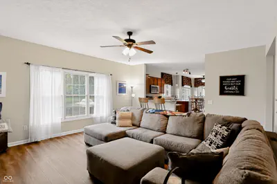 7253 Shag Oak Drive, Noblesville - 17