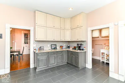 601 Sanders Street, Indianapolis - 8