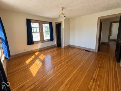 4526 Washington Street, Indianapolis - 36