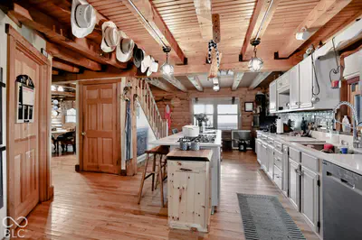 9745 Cumberland Road, Fishers - 16