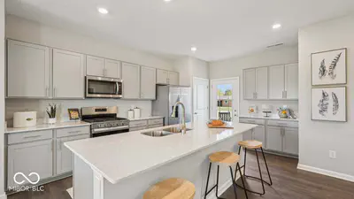 195 Springfield Crossing, Greenfield - 21