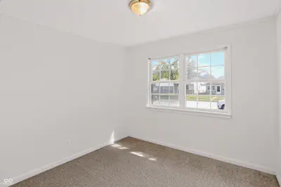 186 8th Avenue, Beech Grove - 10