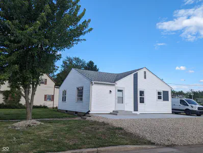102 West Street, Milroy