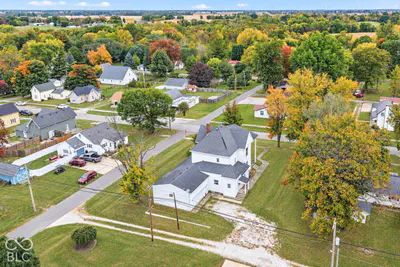 703 E Walnut, Frankton - 3