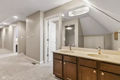 8928 Carriage Lane, Indianapolis - 36