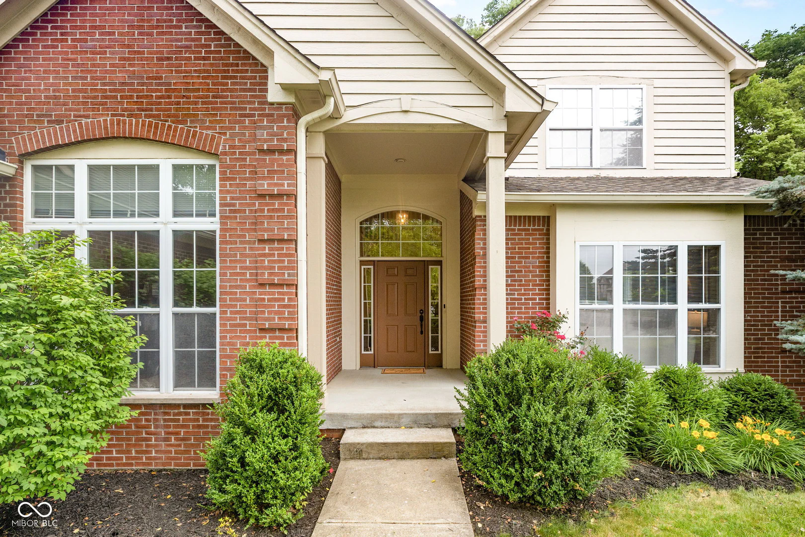 1268 Sullivans Ridge, Zionsville