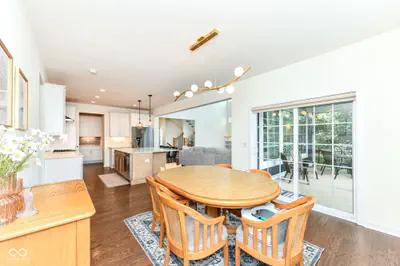 15679 Woodford Drive, Westfield - 17