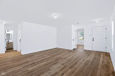 753 Indigo Court, Greenfield - 7