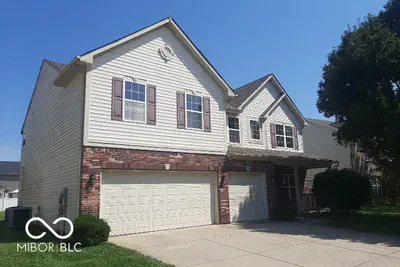 4933 Birmingham Drive, Indianapolis - 2