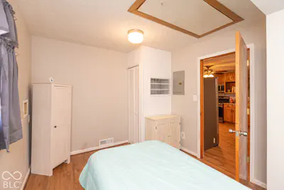 1003 Center Street, Seymour - 14