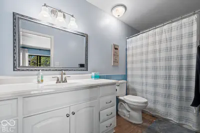 9110 Waymen Drive, Indianapolis - 10
