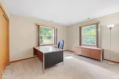 3713 N Lakeside Drive, Muncie - 29