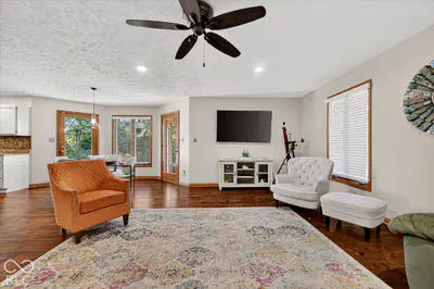 708 Caesar Court, Avon - 19