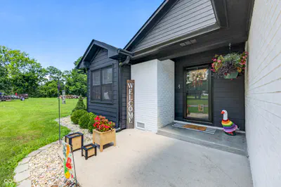 6876 W 300 S, Morgantown - 10