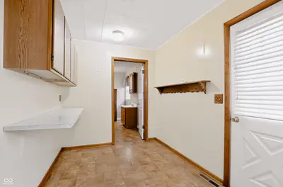 8223 U S 35 Highway, Losantville - 12