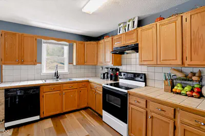 407 Parker Avenue, Indianapolis - 11