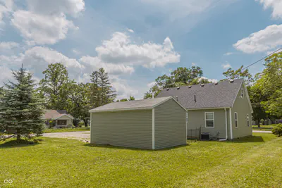 1928 Meeker Avenue, Muncie - 21