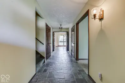 1715 Ridge Hill Lane, Indianapolis - 5
