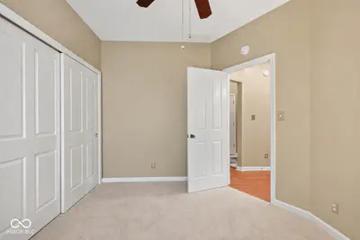 1628 Foxmere Boulevard, Greenwood - 20