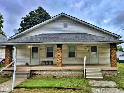 2717 S Moreland Avenue, Indianapolis