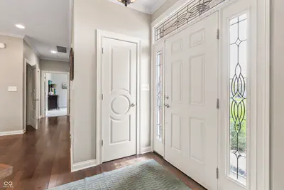 8928 Carriage Lane, Indianapolis - 5