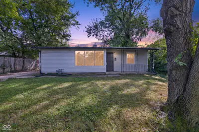 3125 Manor Court, Indianapolis
