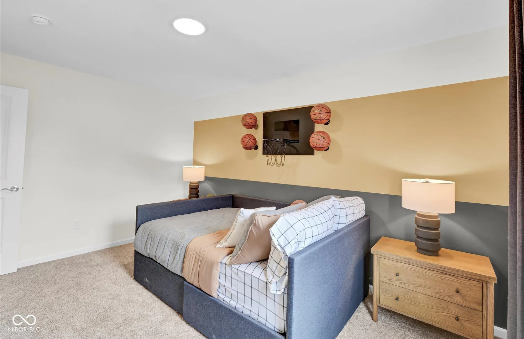 891 Sugarland Way, Greenwood