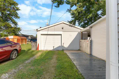 709 Vine Street, Seymour - 21