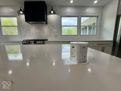 1756 Riverview Road, Peru - 3