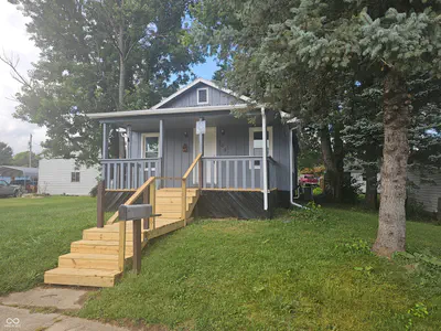 704 W Madison Street, Alexandria - 4
