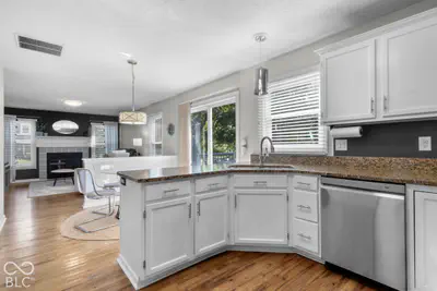 1067 Arlington Court, Carmel - 20