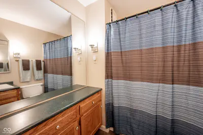 715 Homewood Drive, Carmel - 24