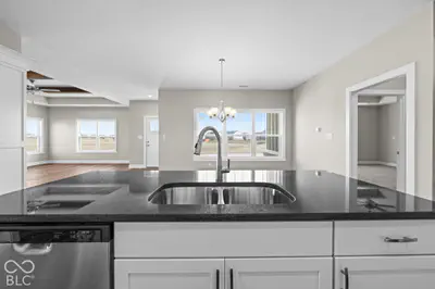 6207 Preserve Way, McCordsville - 19