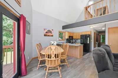 11099 Bushy Road, Metamora - 12