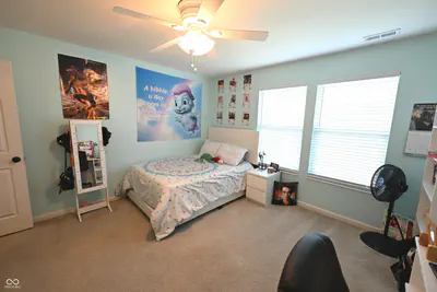 5592 Woodhammer, McCordsville - 32