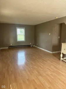 114 E 11th Street, Alexandria - 7