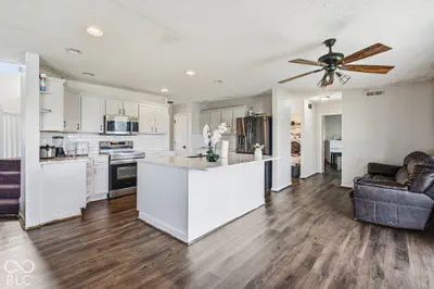 1881 Wynnewood Lane, Avon - 19