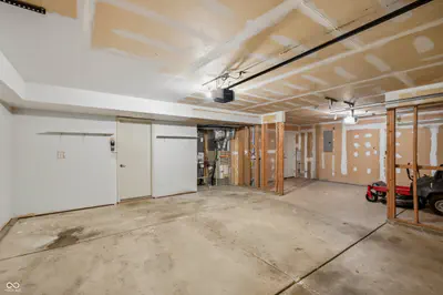 8017 Branch Creek Drive, Indianapolis - 34