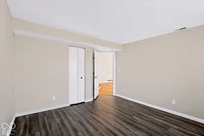 9450 Aberdare Drive, Indianapolis - 17